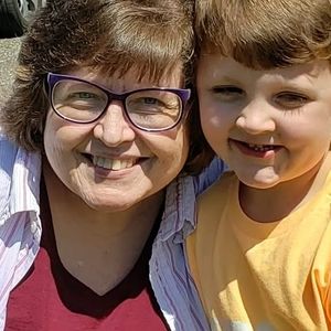 Meet your Posher, Charlotte smith